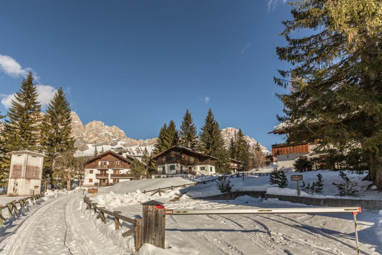 Cantore, Cortina By Short Holidays Cortina d'Ampezzo Exterior photo