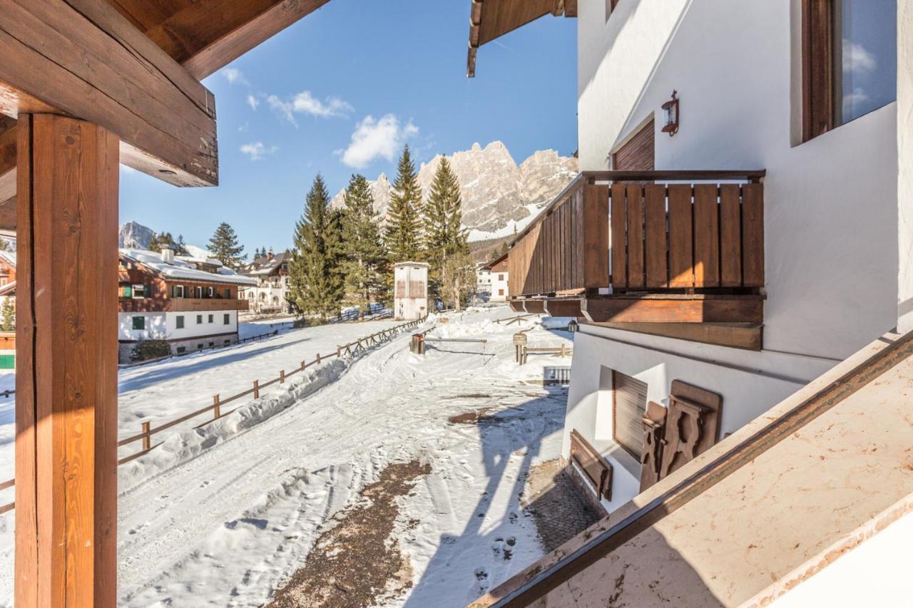 Cantore, Cortina By Short Holidays Cortina d'Ampezzo Exterior photo